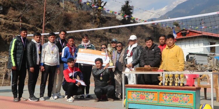 उमाकुण्ड गाउँपालिकामा नुम्बुर हिमालको काखमा खुल्ला पुरुष भलिबल प्रतियोगिता सम्पन्न